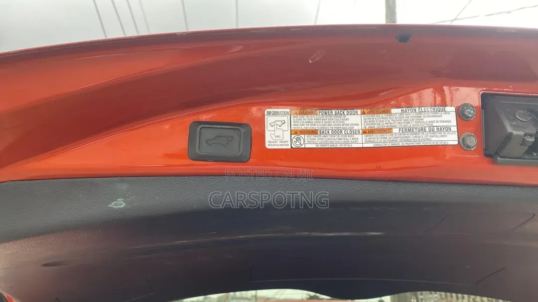 Toyota RAV4 2015 Orange