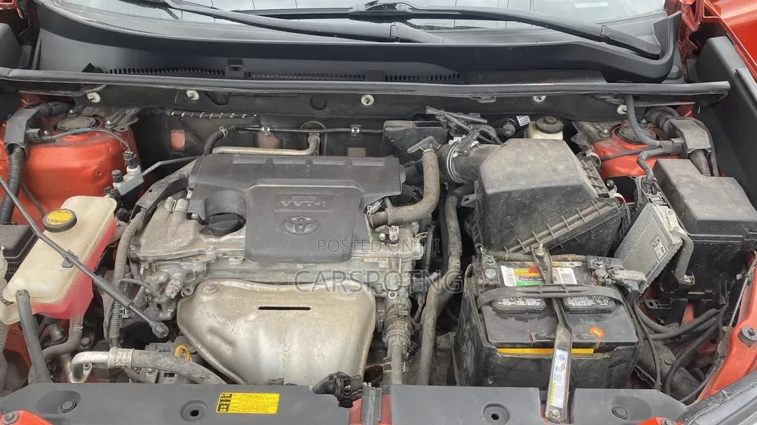 Toyota RAV4 2015 Orange