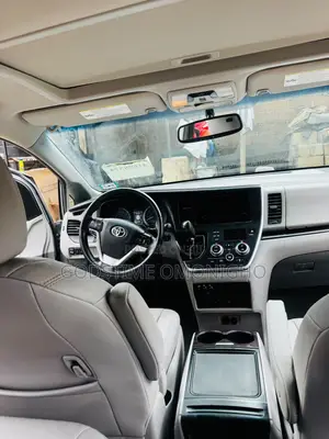 Toyota Sienna 2018