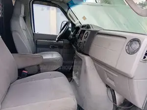 Ford Econoline 2008 White