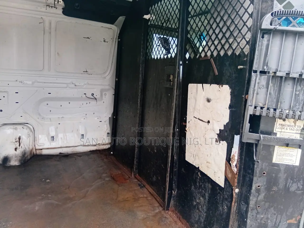 Ford Econoline 2008 White