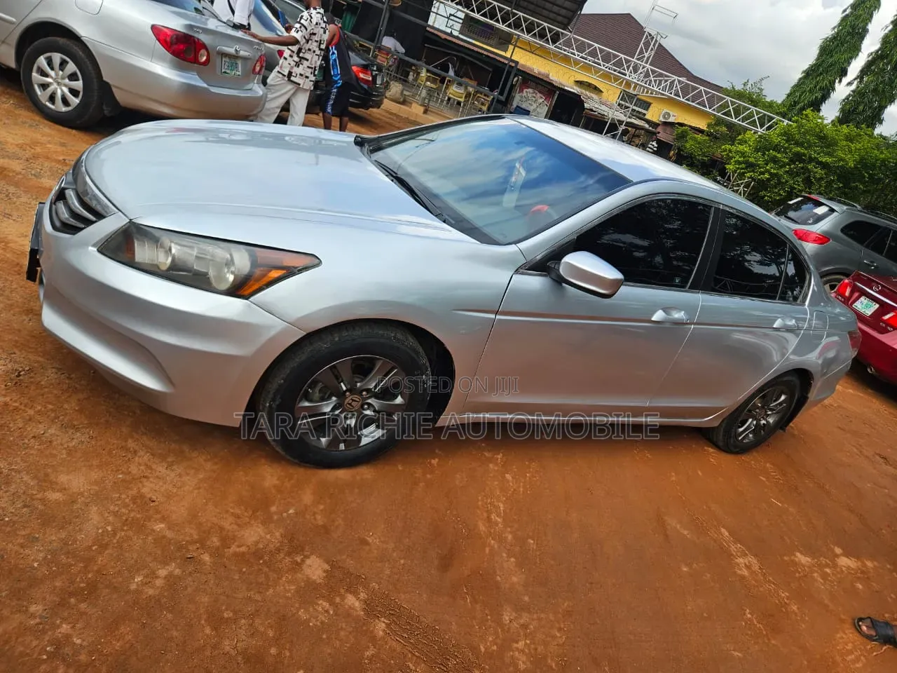 Honda Accord 2011 Silver