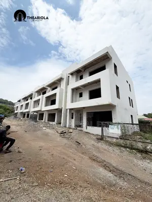 4bdrm Townhouse/Terrace in Asokoro, Abuja for sale