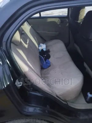 Suzuki Swift 2012 Black