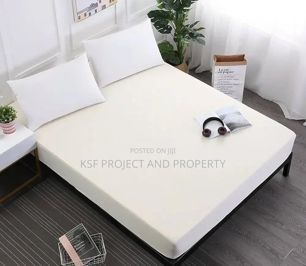 White Waterproof Mattress Protector Zipper
