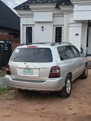 Toyota Highlander 2004 Silver