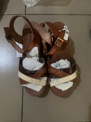 Iv Jennifer Wedge Sandals
