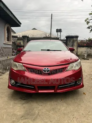 Toyota Camry 2013 Red