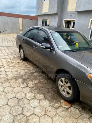Toyota Camry 2004 Silver