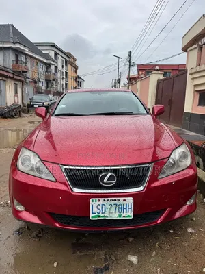 Lexus IS 250 2008 Red