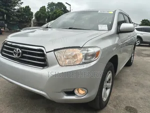 Toyota Highlander 2010 Silver