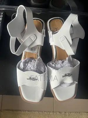 Iv Jennifer Sandals