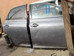 Front and Back Door Right Lexus Rx350 2010/2015 Model Tokunbo