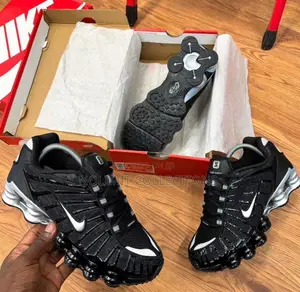 Nike Shox TL Sneakers