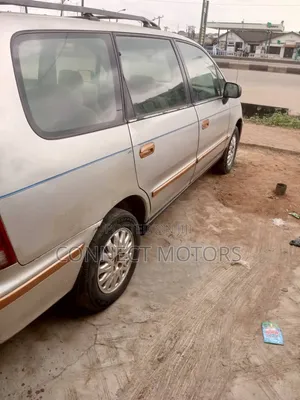 Honda Shuttle 1999 Silver