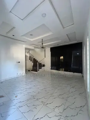 4bdrm Duplex in Lekki for rent