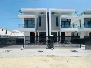 4bdrm Duplex in Ikota for rent