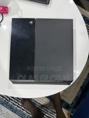 Used PS4 Console – Clean Working Perfectly