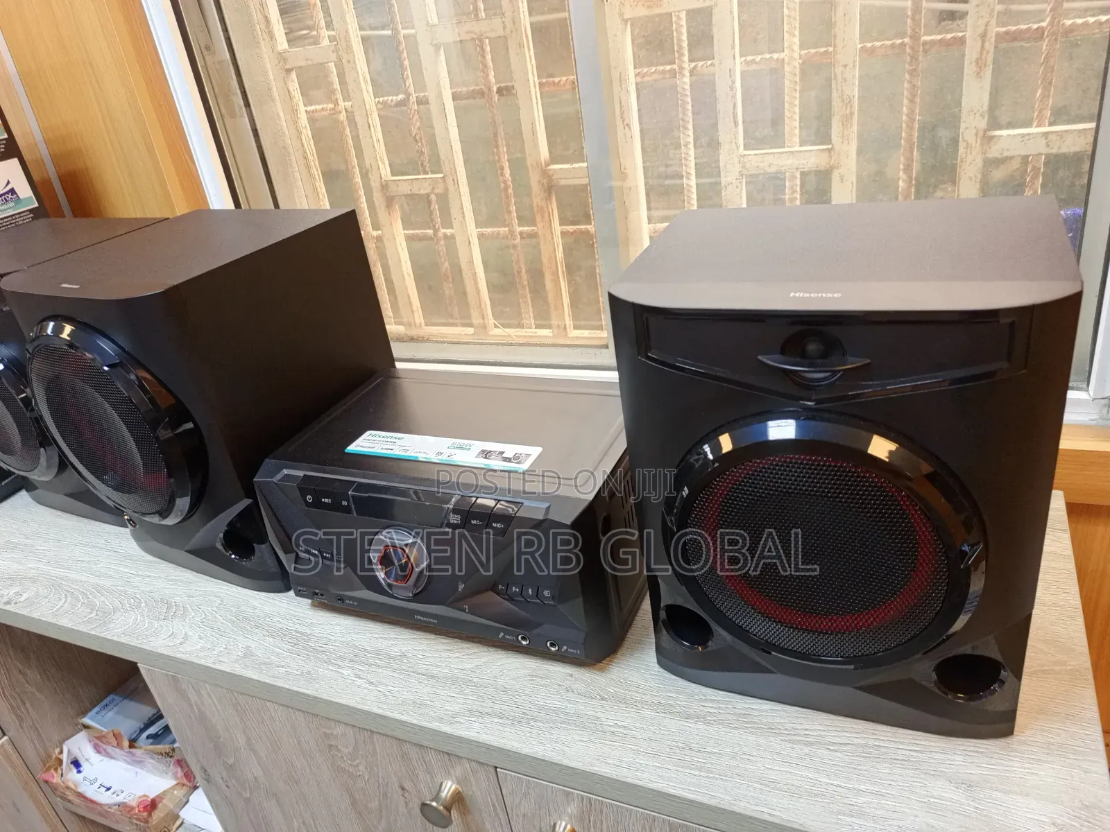 Hisense HA700 810W Mini Hi-Fi System