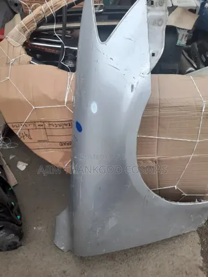 Fender Lexus Is250 2007/2012 Model Tokunbo