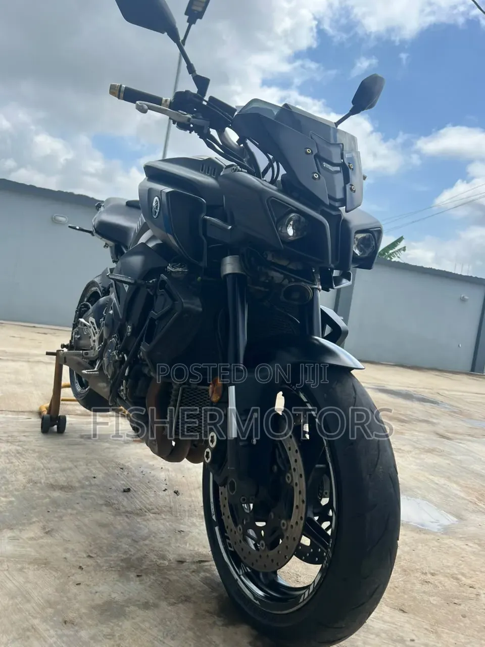 Yamaha 2020 Black