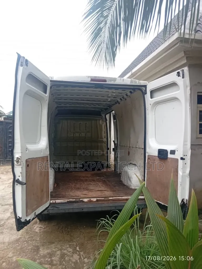 Reliable Haulage Bus