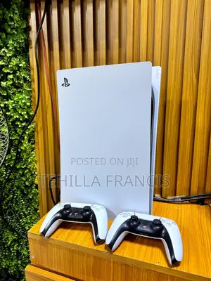 Super Clean Uk Used Ps5 Standard With Two Pads and 6 Games Installed