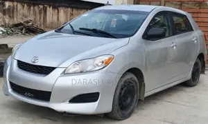 Toyota Matrix 2010 Silver