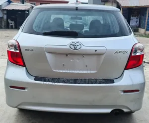 Toyota Matrix 2010 Silver