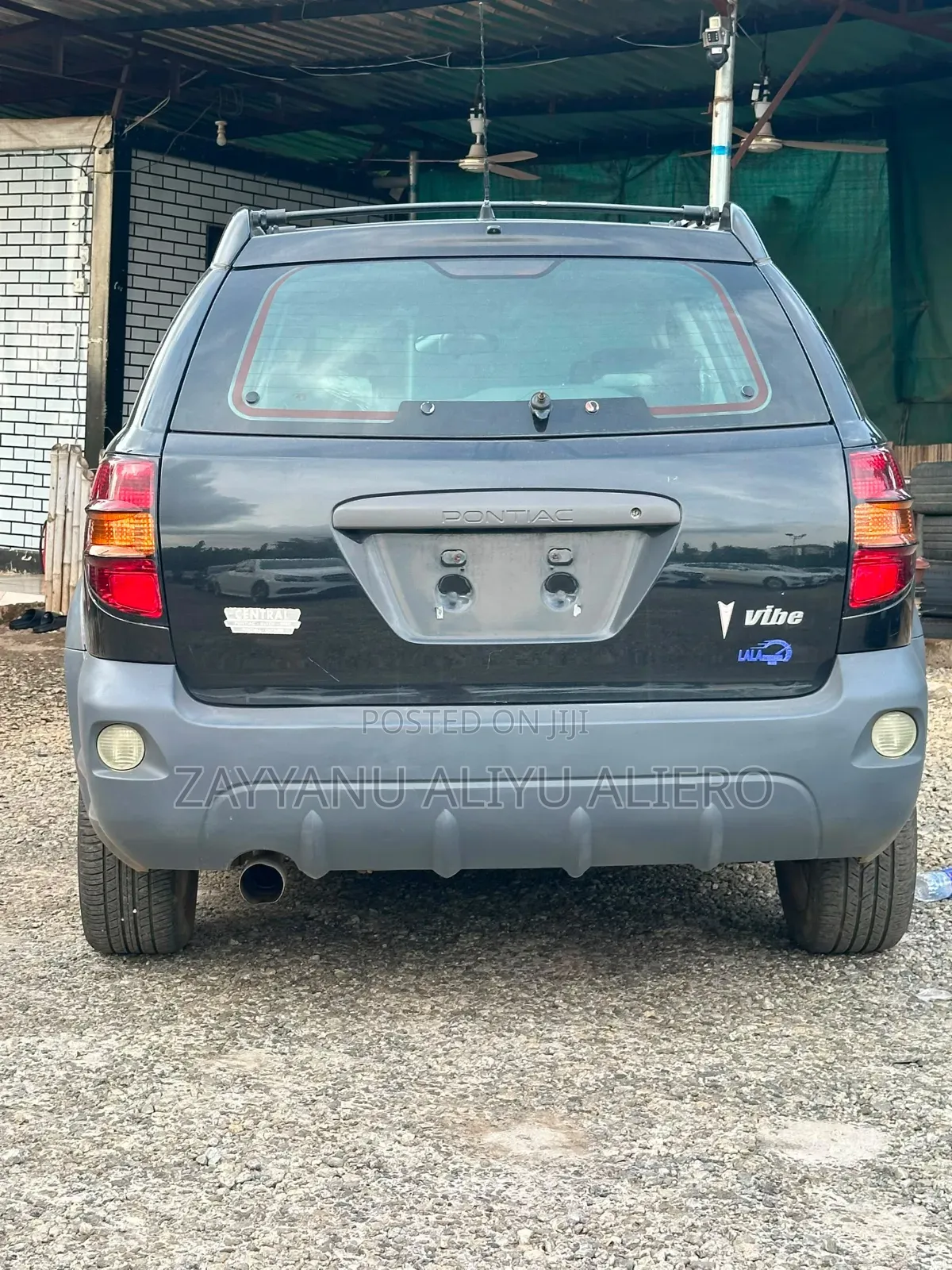 Pontiac Vibe Automatic 2004 Black