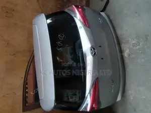 Boot Toyota Rav4 2018/2019 Model Automatic