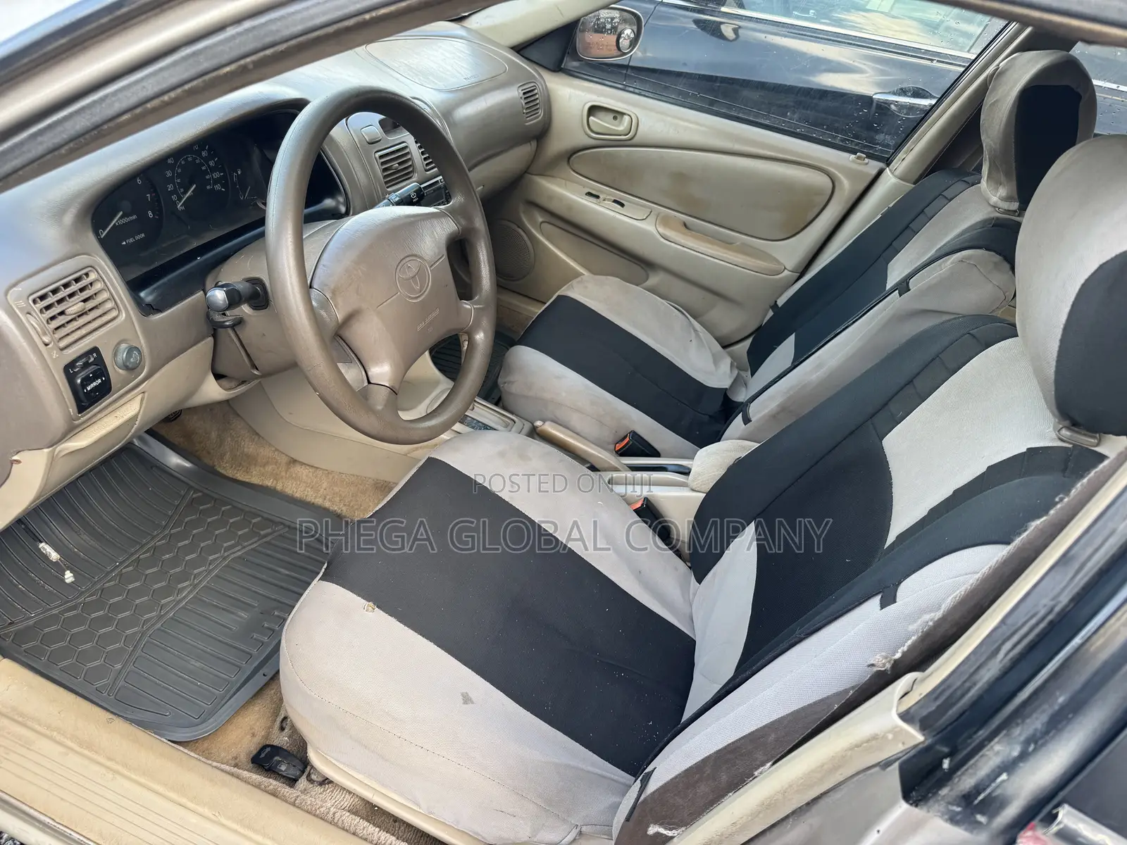 Toyota Corolla 2000 Gold