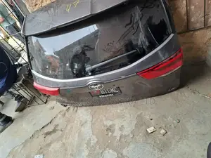 Boot Toyota Highlander 2018/2019 Xle Edition