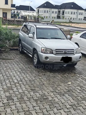 Toyota Highlander 2005 Silver