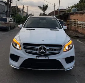 Mercedes-Benz GLE-Class 2017 White