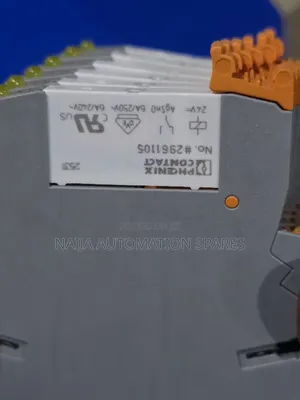 Phoenix Contact | Relay REL- MR-24DC/21 +Relay Base | |