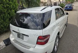 Mercedes-Benz M Class 2010 White