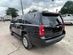 Chevrolet Suburban 2019 Black