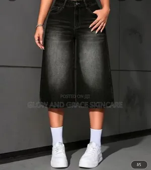 Ladies Short