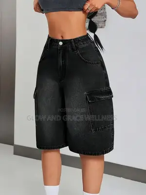Ladies Short