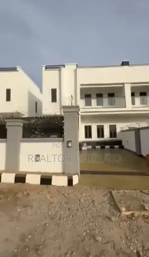 4bdrm Duplex in Abuja Top Realty, FHA for sale