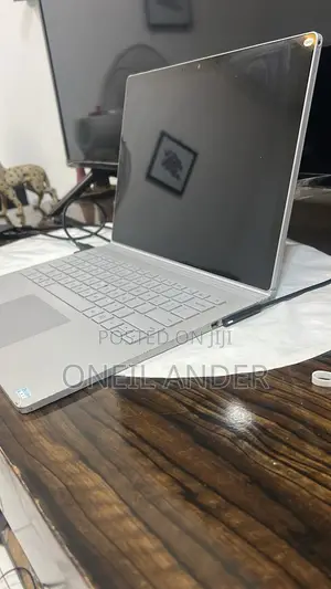 Laptop Microsoft Surface Book 3 8GB Intel Core i5 SSD 128GB