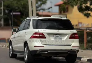 Mercedes-Benz M Class ML 350 BlueTEC 4Matic 2012 White