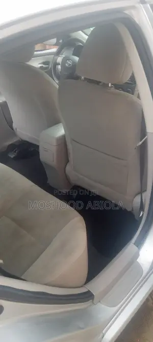 Toyota Corolla 2013 Silver