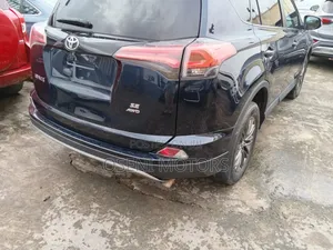 Toyota RAV4 2017 Green