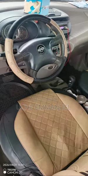 Nissan Almera 2005