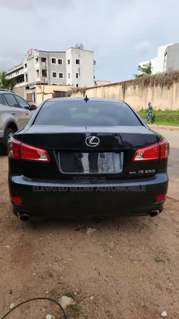 Lexus IS 2012 Gray