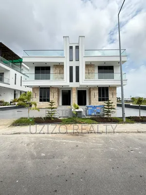 5bdrm Duplex in Ikate for sale