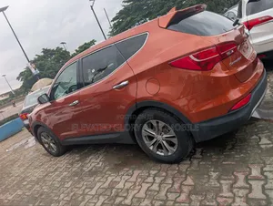 Hyundai Santa Fe 2015 Orange