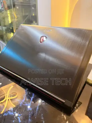 Laptop MSI GS63 Stealth 8RE 16GB Intel Core i7 SSD 256GB